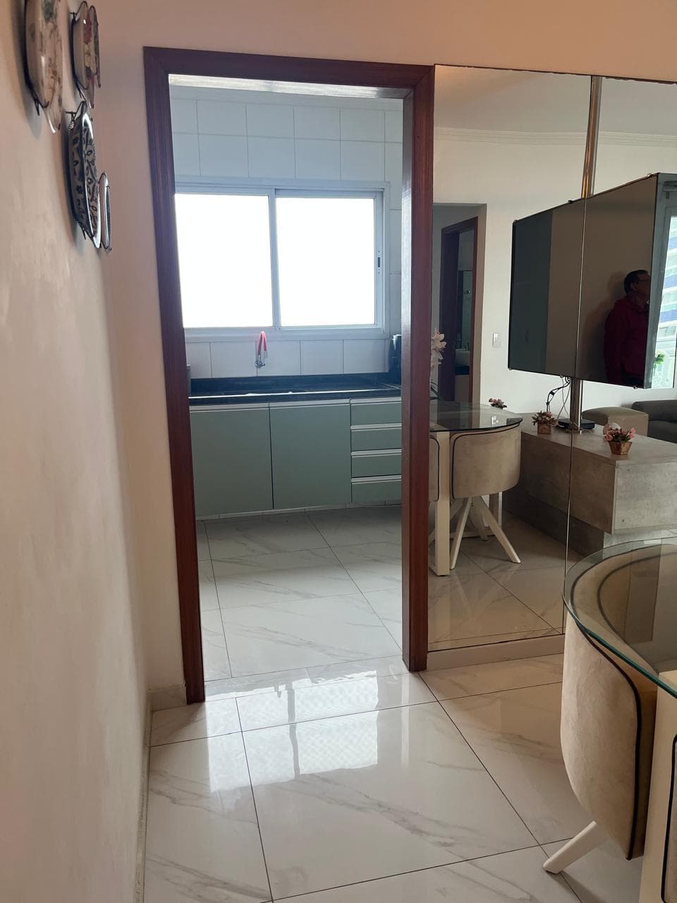 EXCELENTE APARTAMENTO COM VISTA PARA O MAR – GUILHERMINA | PRAIA GRANDE/SP - Foto 2
